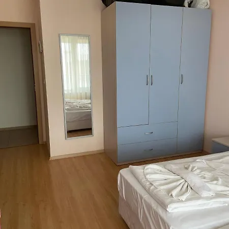 아파트 Mesambria Marina 엘레니테