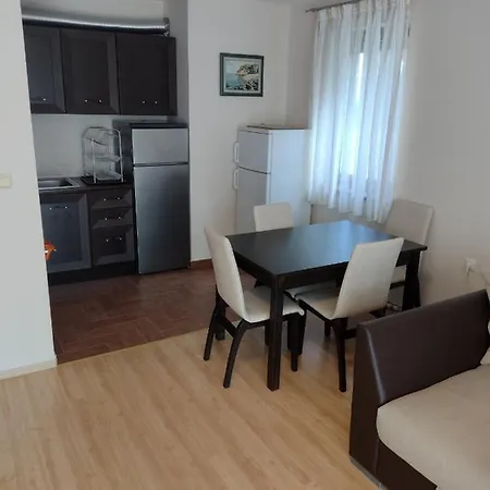 Mesambria Marina 아파트 엘레니테